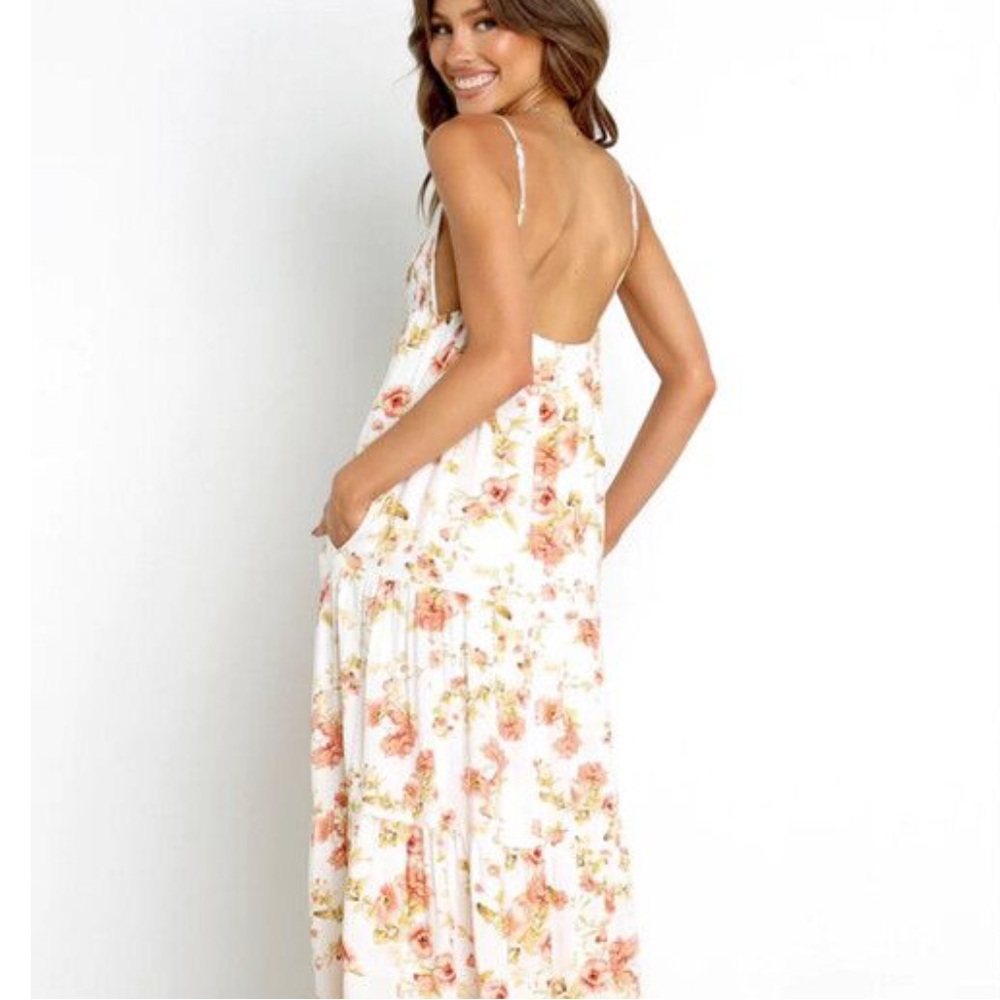 Petal + Pup Amarlie Maxi Dress in White Floral